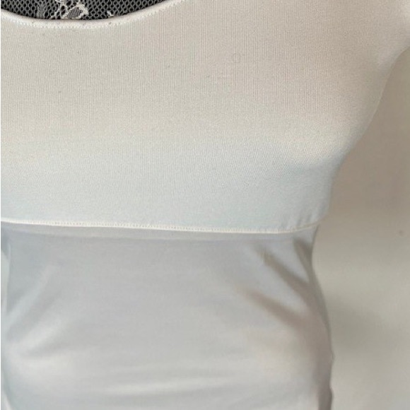 SPANX Classic White Tank Top - Picture 2 of 8